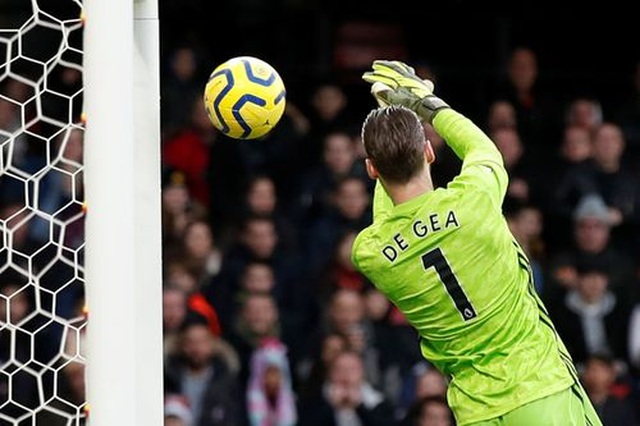 Watford 2-0 Man Utd: Hai bàn thắng trong ba phút - 9