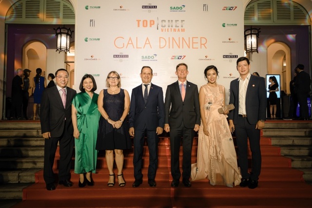 Dạ tiệc trao giải Top Chef mùa 2 tại tòa Lãnh sự quán Pháp - 7 Dạ tiệc trao giải Top Chef mùa 2 tại tòa Lãnh sự quán Pháp - 7