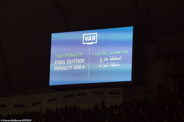 Những khoảnh khắc trong chiến thắng nghẹt thở giúp Liverpool vô địch FIFA Club World Cup - 11 Những khoảnh khắc trong chiến thắng nghẹt thở giúp Liverpool vô địch FIFA Club World Cup - 11