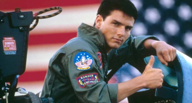 Ông Trump khoe phi công F-35 Mỹ đẹp trai hơn tài tử Tom Cruise - Ảnh minh hoạ 2