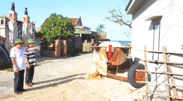 Chuyện xúc động về vị trưởng thôn “cắt” nhà ở, hiến đất làm đường - 2 Chuyện xúc động về vị trưởng thôn “cắt” nhà ở, hiến đất làm đường - 2