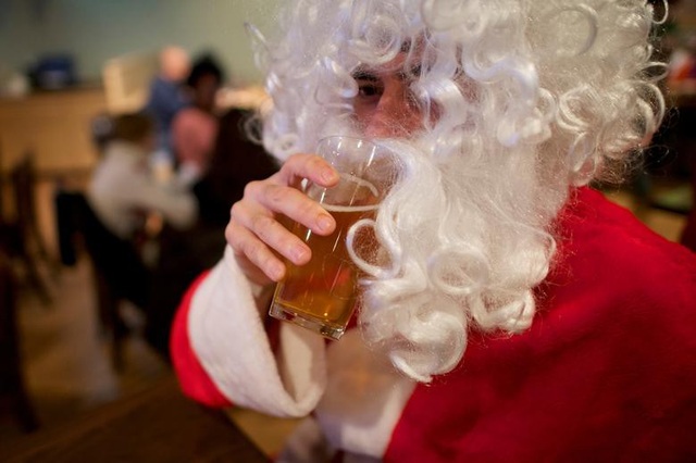 Chùm ảnh: Những ông già Noel ấn tượng nhất Giáng sinh 2019 - 13 Chùm ảnh: Những ông già Noel ấn tượng nhất Giáng sinh 2019 - 13