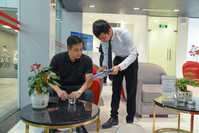 Trải nghiệm một giờ làm “thượng đế” của VinFast khi bảo dưỡng xe - 10 Trải nghiệm một giờ làm “thượng đế” của VinFast khi bảo dưỡng xe - 10