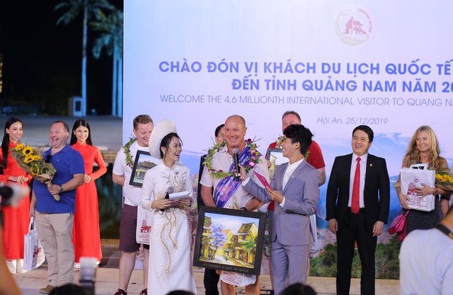 Quảng Nam đón chào vị khách du lịch quốc tế thứ 4,6 triệu năm 2019 