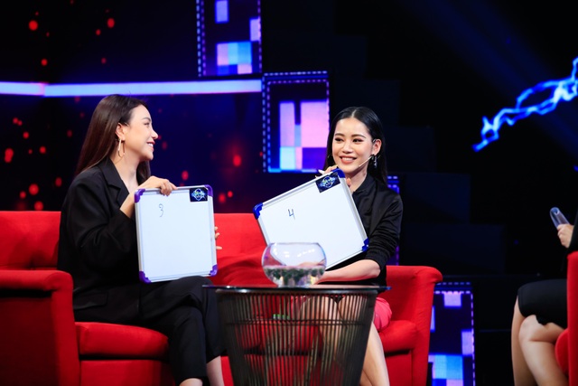 Người đẹp Việt: “Chân dài hay chân ngắn đều thích đại gia!” - 3 Người đẹp Việt: “Chân dài hay chân ngắn đều thích đại gia!” - 3