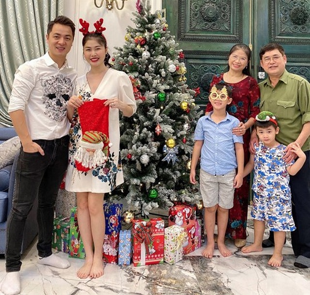 Sao Việt đón Giáng sinh như thế nào? - 16 Sao Việt đón Giáng sinh như thế nào? - 16