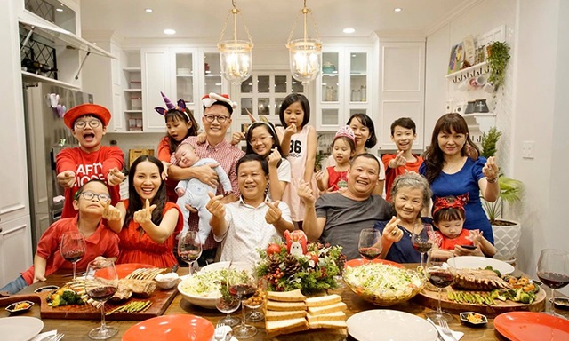 Sao Việt đón Giáng sinh như thế nào? - 4 Sao Việt đón Giáng sinh như thế nào? - 4