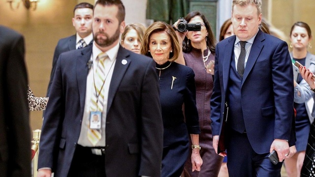“Bà đầm thép” khiến Tổng thống Trump lao đao - 2 “Bà đầm thép” khiến Tổng thống Trump lao đao - 2