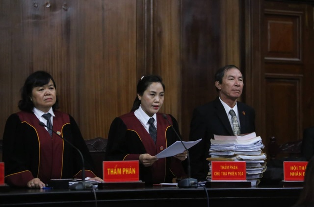 Yêu cầu không làm lộ bí mật Nhà nước tại phiên xử Nguyễn Hữu Tín - 1
