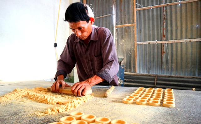 Làng bánh in truyền thống An Lạc nhộn nhịp vào vụ Tết - 1 Làng bánh in truyền thống An Lạc nhộn nhịp vào vụ Tết - 1