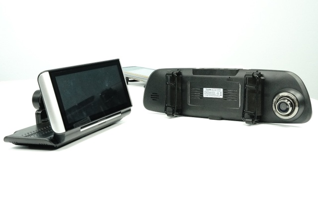 Navicom Việt Nam ra mắt hệ thống camera giám sát xe tải, xe khách chuyên dụng - 1 Navicom Việt Nam ra mắt hệ thống camera giám sát xe tải, xe khách chuyên dụng - 1