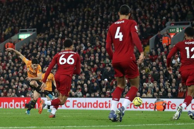 Liverpool 1-0 Wolves: Dấu ấn của Mane và dấu ấn của VAR - 2 Liverpool 1-0 Wolves: Dấu ấn của Mane và dấu ấn của VAR - 2
