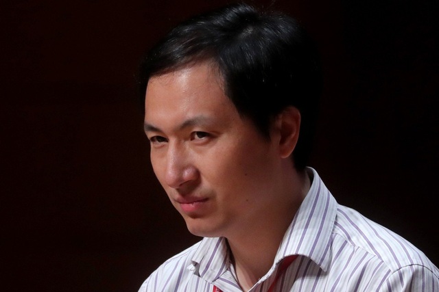 Trung Quốc phạt tù 3 nhà khoa học chỉnh sửa gen em bé