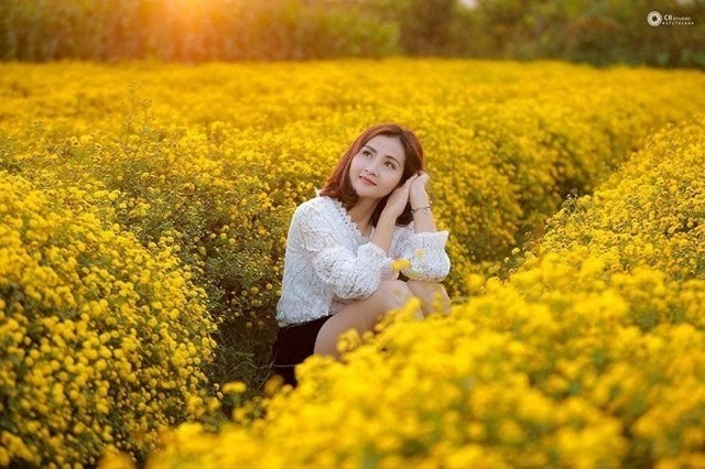 Ngỡ ngàng mùa sen giữa trời đông, lau đẹp như tranh ở Ninh Bình - 7 Ngỡ ngàng mùa sen giữa trời đông, lau đẹp như tranh ở Ninh Bình - 7