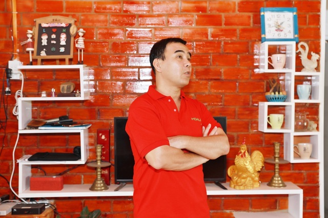 Quyền Linh đưa vợ con thăm nhà vườn hàng nghìn m2 của em trai Quyền Lộc - 17 Quyền Linh đưa vợ con thăm nhà vườn hàng nghìn m2 của em trai Quyền Lộc - 17