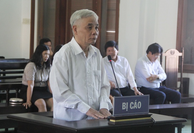 Nguyên Chánh án TAND tỉnh Phú Yên lãnh 15 năm 6 tháng tù vì tội tham ô tài sản - 2