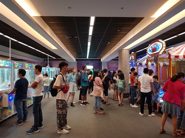 Biển người hân hoan chào năm mới 2020 - 74 Biển người hân hoan chào năm mới 2020 - 74