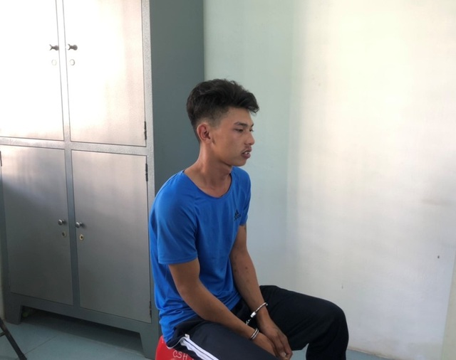 Khởi tố nam thanh niên chém đứt lìa tay người khác - 1 Khởi tố nam thanh niên chém đứt lìa tay người khác - 1
