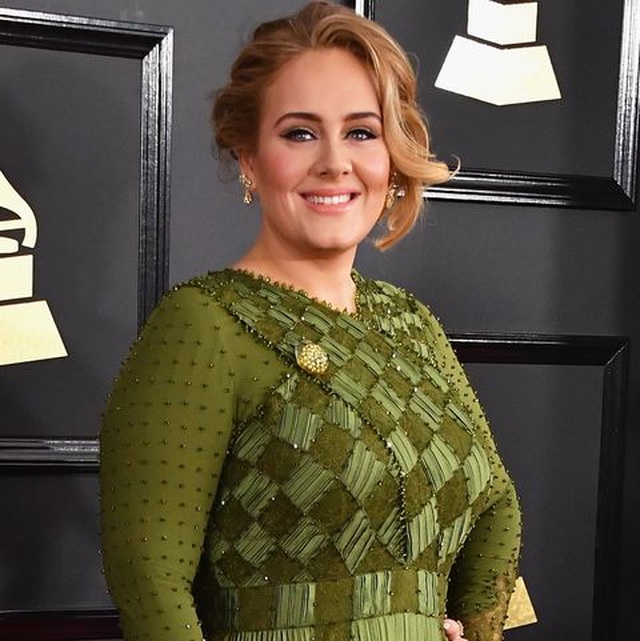 Adele: Thấy mình gợi cảm hơn khi giảm hơn 9kg - 2 Adele: Thấy mình gợi cảm hơn khi giảm hơn 9kg - 2
