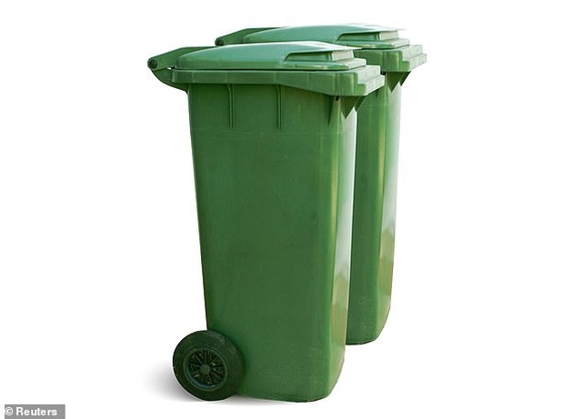 Sốc: Chúng ta nạp vào cơ thể 20 kg nhựa trong 79 năm cuộc đời - 8 Sốc: Chúng ta nạp vào cơ thể 20 kg nhựa trong 79 năm cuộc đời - 8