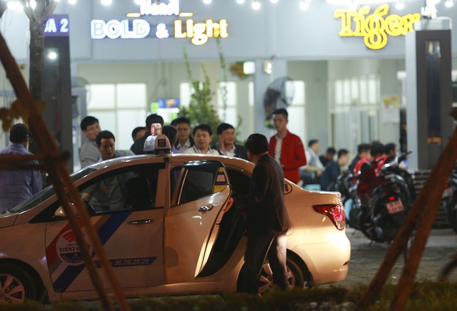 Hà Nội: Nhiều người vẫn lái xe sau khi uống rượu bia - 8 Hà Nội: Nhiều người vẫn lái xe sau khi uống rượu bia - 8