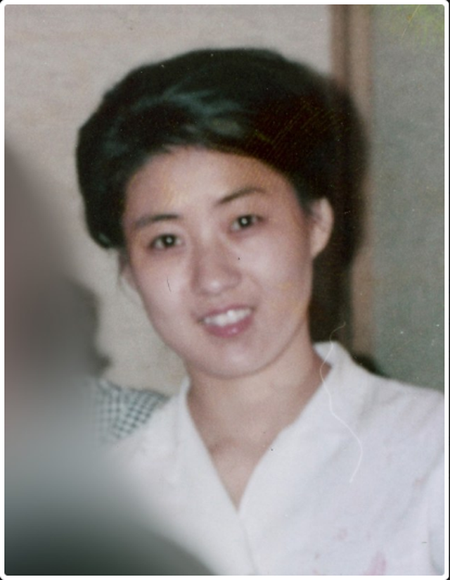 Triều Tiên dựng tượng đài tôn vinh mẹ ruột ông Kim Jong-un