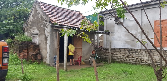 Bạn đọc giúp đỡ người mẹ nghèo đơn thân nuôi con thoi thóp trên trường bệnh - 4 Bạn đọc giúp đỡ người mẹ nghèo đơn thân nuôi con thoi thóp trên trường bệnh - 4