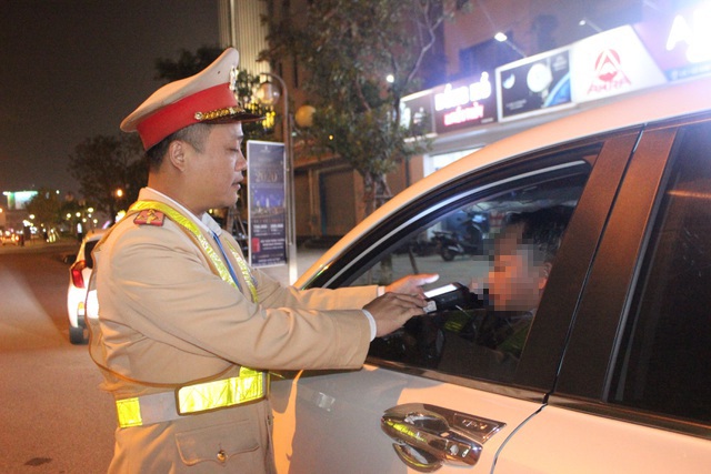 Quán nhậu hỗ trợ tiền taxi nhưng thượng đế chưa mặn mà - 1 Quán nhậu hỗ trợ tiền taxi nhưng thượng đế chưa mặn mà - 1