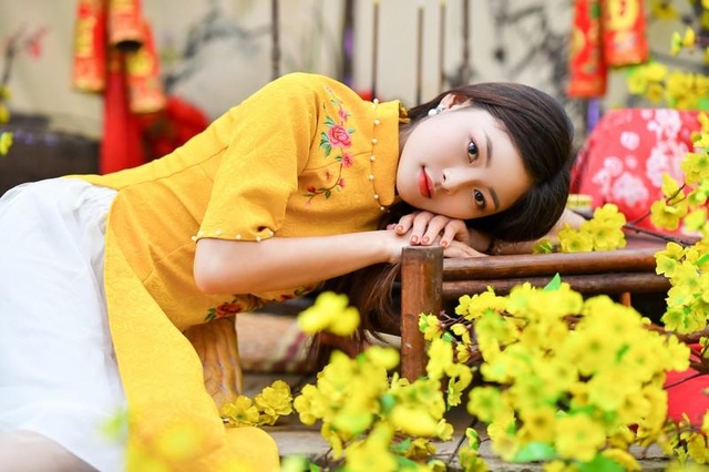 Á khôi Tài sắc Việt Nam rạng ngời chào đón mùa Xuân - 5 Á khôi Tài sắc Việt Nam rạng ngời chào đón mùa Xuân - 5