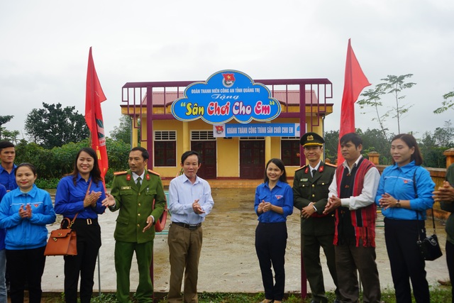 Tuổi trẻ Quảng Trị tổ chức chương trình “Tình nguyện mùa Đông” và “Xuân tình nguyện” - 5 Tuổi trẻ Quảng Trị tổ chức chương trình “Tình nguyện mùa Đông” và “Xuân tình nguyện” - 5