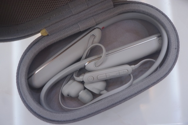 Mở hộp tai nghe chống ồn WI-1000XM2 giá 6,99 triệu vừa ra mắt của Sony - Ảnh minh hoạ 8