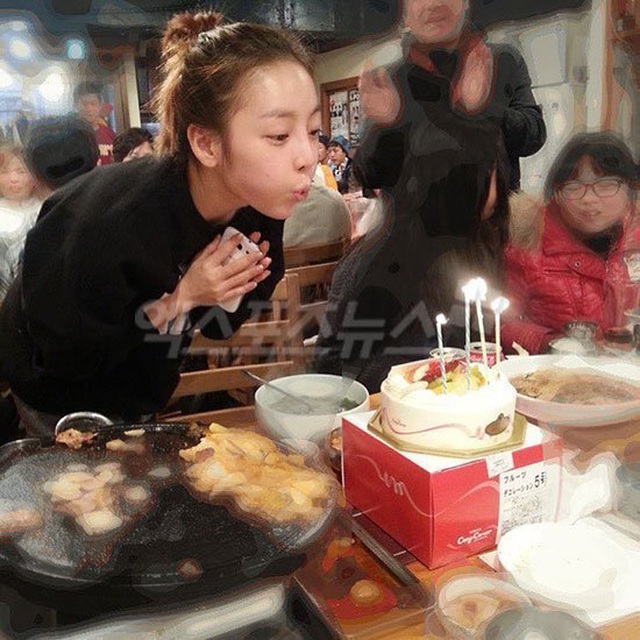 Anh trai Goo Hara nghẹn ngào chúc mừng sinh nhật cô em gái đoản mệnh - 2 Anh trai Goo Hara nghẹn ngào chúc mừng sinh nhật cô em gái đoản mệnh - 2