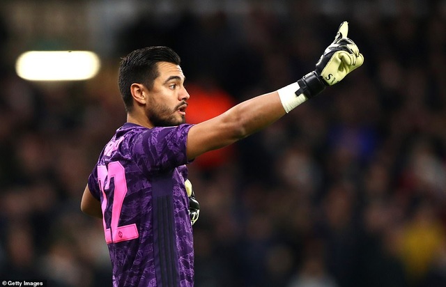 Thoát thua trên sân Wolves, Man Utd được đá lại ở FA Cup - 4 Thoát thua trên sân Wolves, Man Utd được đá lại ở FA Cup - 4