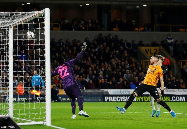 Thoát thua trên sân Wolves, Man Utd được đá lại ở FA Cup - 1 Thoát thua trên sân Wolves, Man Utd được đá lại ở FA Cup - 1