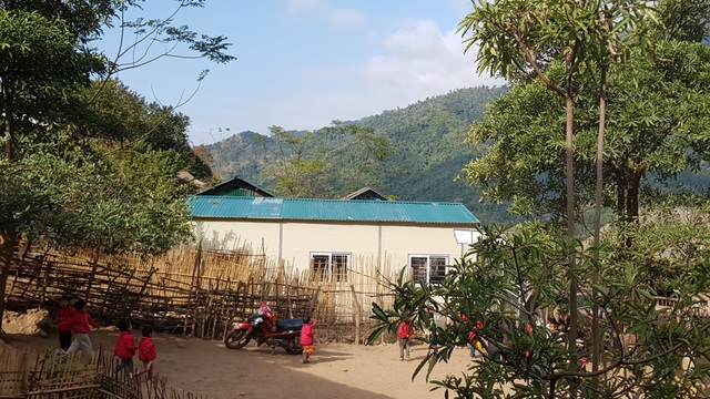 Báo Dân trí khánh thành điểm trường Mầm non sát biên giới Việt - Lào - 15 Báo Dân trí khánh thành điểm trường Mầm non sát biên giới Việt - Lào - 15