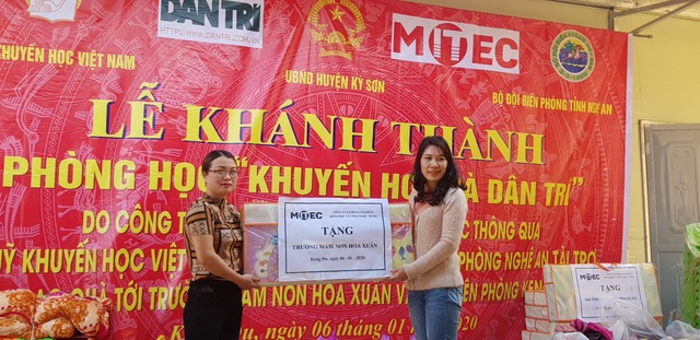 Báo Dân trí khánh thành điểm trường Mầm non sát biên giới Việt - Lào - 6 Báo Dân trí khánh thành điểm trường Mầm non sát biên giới Việt - Lào - 6