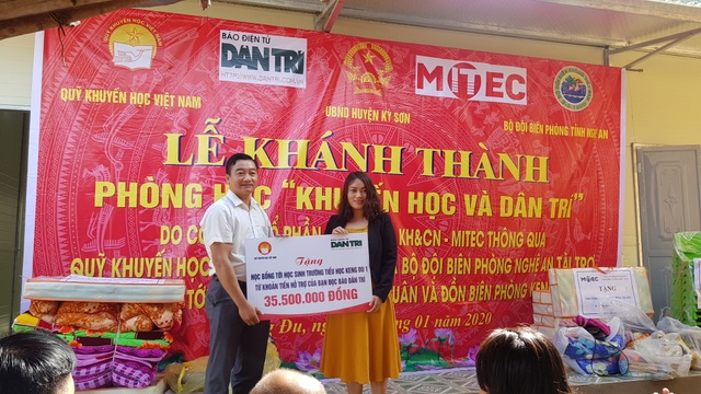 Báo Dân trí khánh thành điểm trường Mầm non sát biên giới Việt - Lào - 5