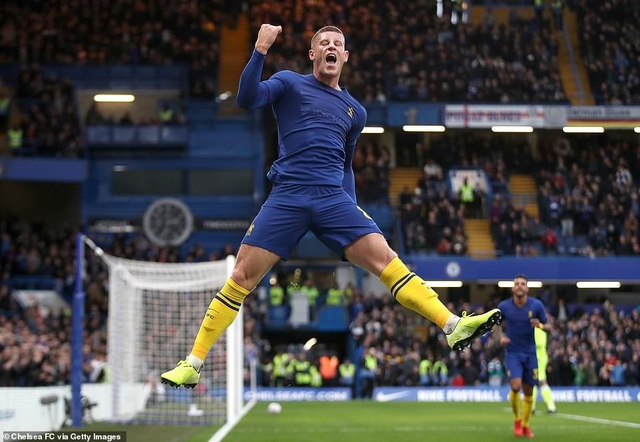 Hudson-Odoi tỏa sáng đưa Chelsea vượt qua Nottingham Forest - 2 Hudson-Odoi tỏa sáng đưa Chelsea vượt qua Nottingham Forest - 2