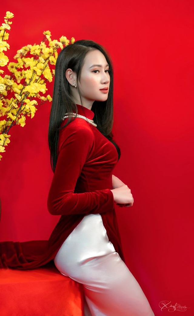 Hot girl kiếm chém: “Tết đến, thèm nhất bánh chưng rán, sợ nhất bị hỏi về tiền thưởng” - 5 Hot girl kiếm chém: “Tết đến, thèm nhất bánh chưng rán, sợ nhất bị hỏi về tiền thưởng” - 5
