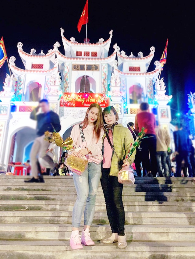 Hot girl kiếm chém: “Tết đến, thèm nhất bánh chưng rán, sợ nhất bị hỏi về tiền thưởng” - 12 Hot girl kiếm chém: “Tết đến, thèm nhất bánh chưng rán, sợ nhất bị hỏi về tiền thưởng” - 12