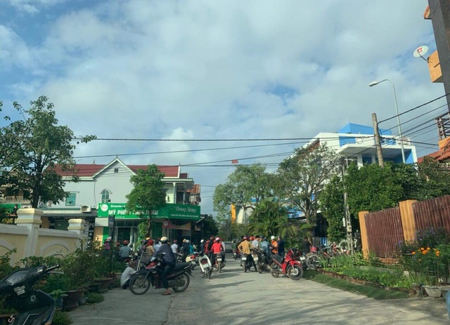 Phát hiện nam thanh niên tử vong trong tư thế treo cổ, tay bị trói - 1 Phát hiện nam thanh niên tử vong trong tư thế treo cổ, tay bị trói - 1