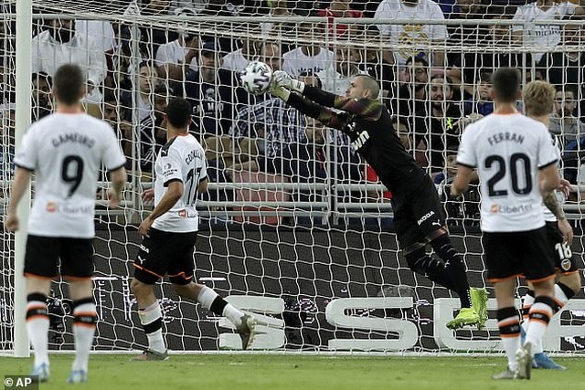 Đánh bại Valencia, Real Madrid tiến vào chung kết Siêu Cup Tây Ban Nha - 7 Đánh bại Valencia, Real Madrid tiến vào chung kết Siêu Cup Tây Ban Nha - 7