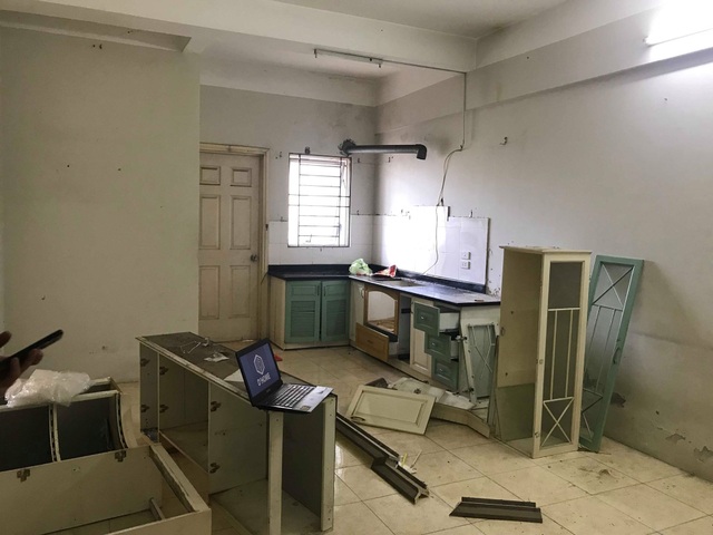 Chủ nhà Hà Nội chi gần 300 triệu “lột xác” đẹp khó tin cho căn chung cư cũ - 3 Chủ nhà Hà Nội chi gần 300 triệu “lột xác” đẹp khó tin cho căn chung cư cũ - 3