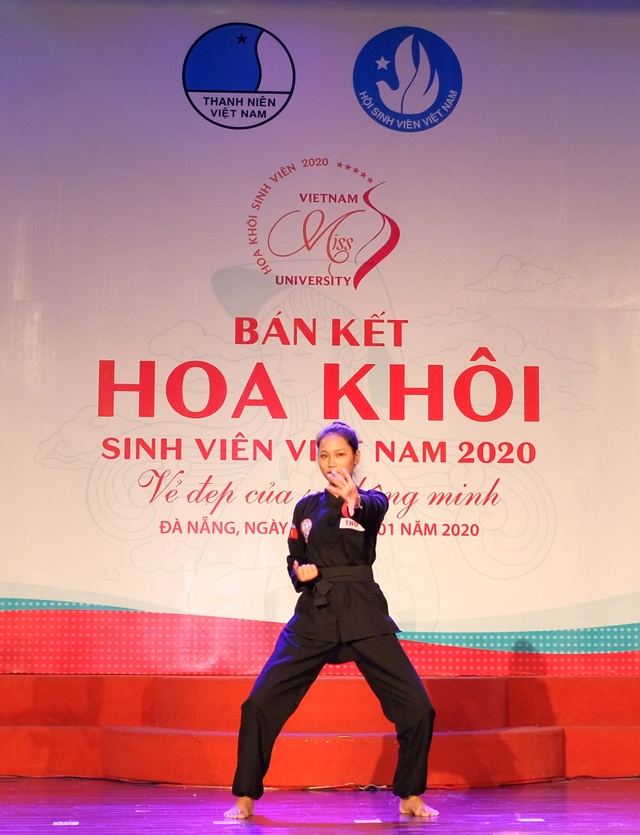Nữ sinh miền Trung – Tây Nguyên đọ sắc, đọ tài tại Bán kết Hoa khôi Sinh viên VN - 5 Nữ sinh miền Trung – Tây Nguyên đọ sắc, đọ tài tại Bán kết Hoa khôi Sinh viên VN - 5