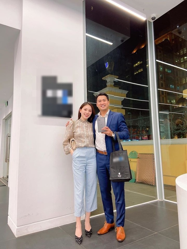 Linh Rin nói về bạn trai thiếu gia Phillip Nguyễn: “Không biết anh thiếu cái gì để tặng” - 1 Linh Rin nói về bạn trai thiếu gia Phillip Nguyễn: “Không biết anh thiếu cái gì để tặng” - 1