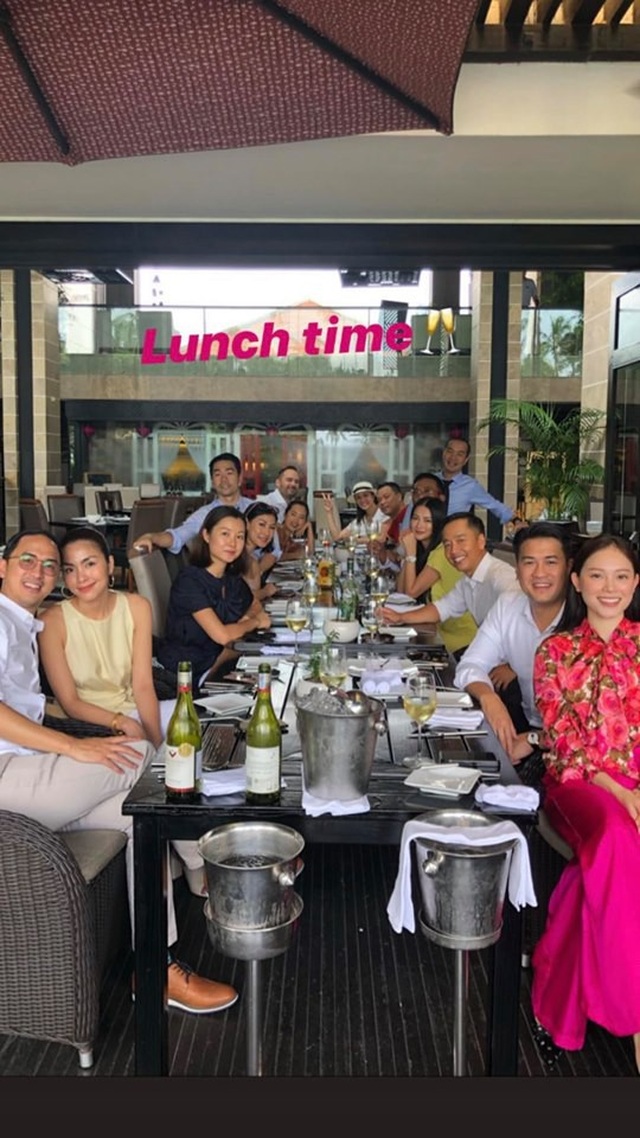 Linh Rin nói về bạn trai thiếu gia Phillip Nguyễn: “Không biết anh thiếu cái gì để tặng” - 10 Linh Rin nói về bạn trai thiếu gia Phillip Nguyễn: “Không biết anh thiếu cái gì để tặng” - 10