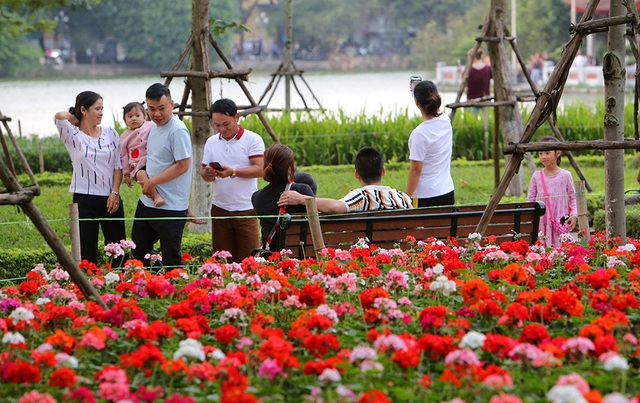 Tết gõ cửa, Hà Nội trang hoàng đón tết Canh Tý 2020 - 11 Tết gõ cửa, Hà Nội trang hoàng đón tết Canh Tý 2020 - 11