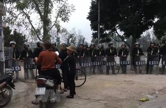 Bác bỏ thông tin có nhiều hơn 3 chiến sĩ công an hy sinh tại Đồng Tâm - 1 Bác bỏ thông tin có nhiều hơn 3 chiến sĩ công an hy sinh tại Đồng Tâm - 1