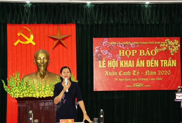 Không có chuyện ấn đền Trần lọt ra ngoài trước giờ Khai ấn! - 1 Không có chuyện ấn đền Trần lọt ra ngoài trước giờ Khai ấn! - 1