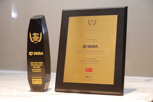DKRA Vietnam giữ vững danh hiệu “Nhà phân phối bất động sản tiêu biểu” 3 năm liên tiếp - 1 DKRA Vietnam giữ vững danh hiệu “Nhà phân phối bất động sản tiêu biểu” 3 năm liên tiếp - 1